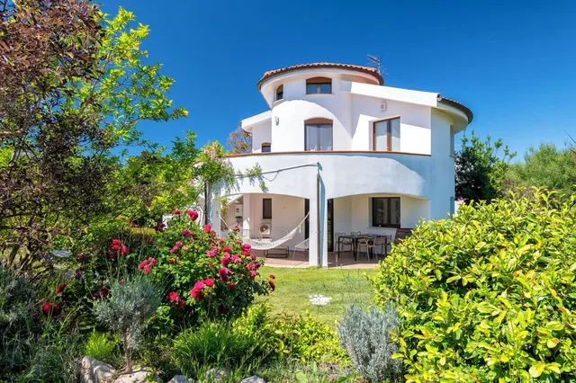 VILLA FIORETTA Flowers Apartments