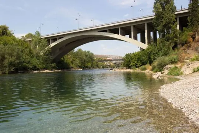 photo-1