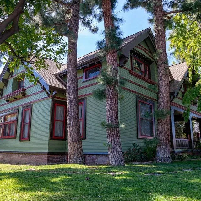 The Historic Harris House