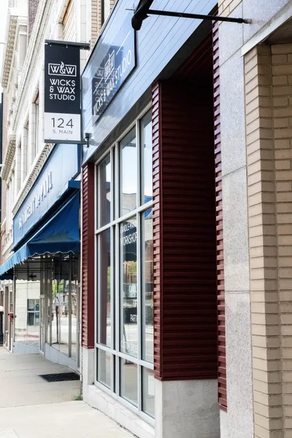 Wicks & Wax Studio Greensburg