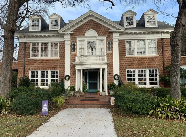 Colcord House Bed & Breakfast