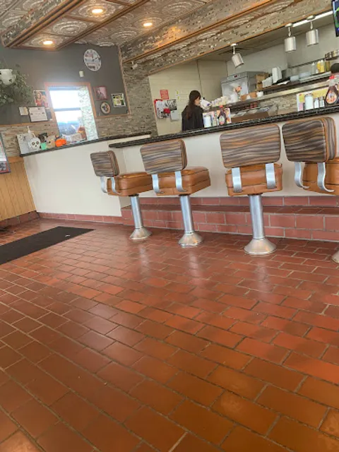 Fino's Family Dining