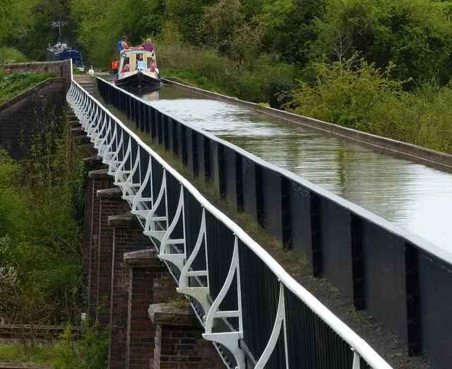 Stratford-upon-Avon Canal