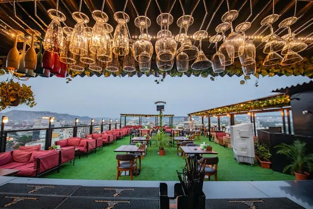 Blackout club in Jaipur