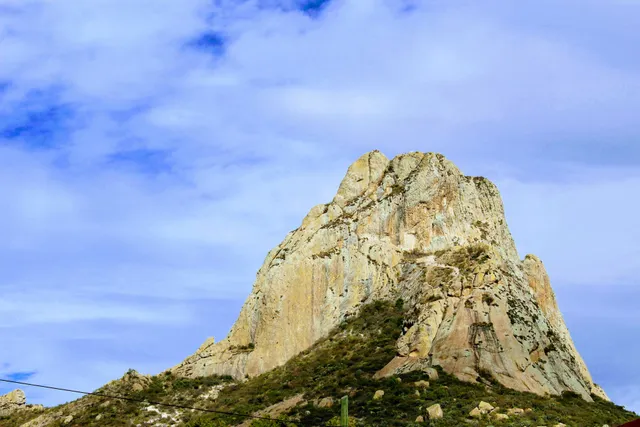 Peña de Bernal - CLIMBING AREA