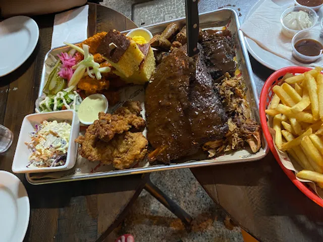 BLUEGRASS BBQ at Hudson Corner