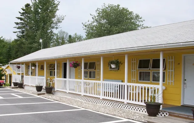 Sunnyside Motel & Cottages