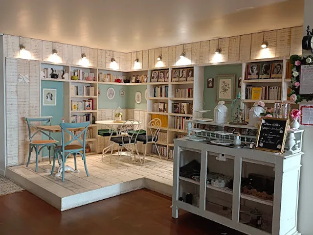 Un piano dans la théière