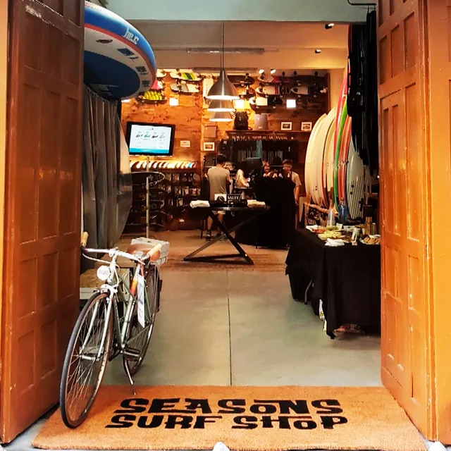 Seasons Surf Shop