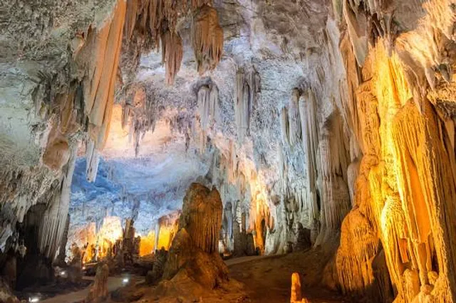 Khao Chang Hai Cave