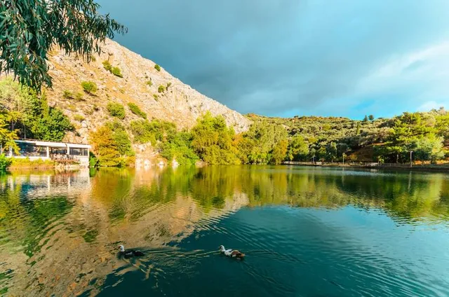 Techniti Limni Votomos