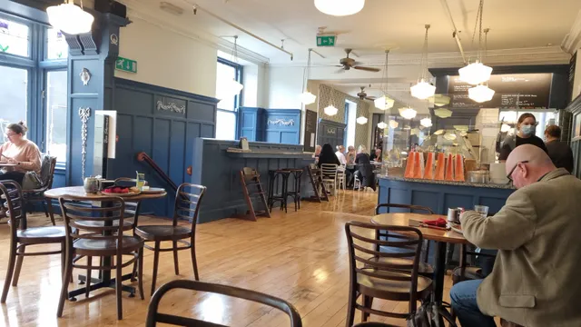 Lyons Café and Bakeshop