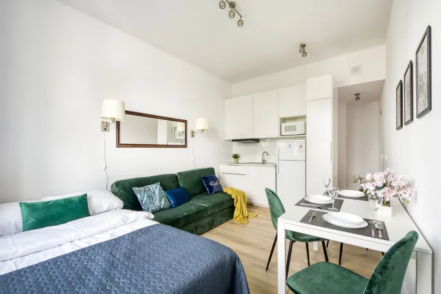 Nocleg w Warszawie wynajem UnitApartmentsPL MGR MiniStudio Bitwy Warszawskiej obok Lotnisko Warszawa