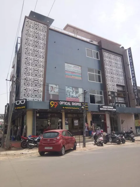 JAI 1865 The Moody Moon Hotel