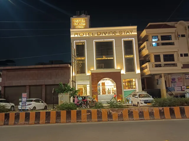 HOTEL AKASH GANGA