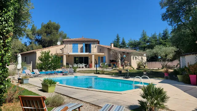 Villa La Chêneraie-Maison d'Hôtes