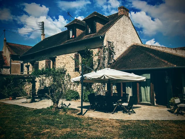 Le PRIEURÉ MAÏALEN