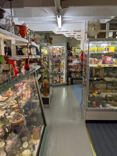 Lancaster County Antique Center