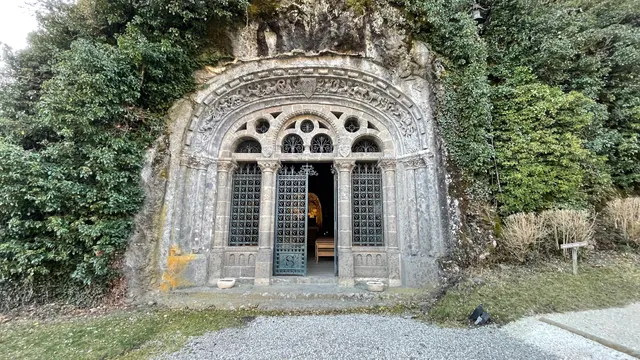 La Chapelle monolithe Saint Michel de Fontanges