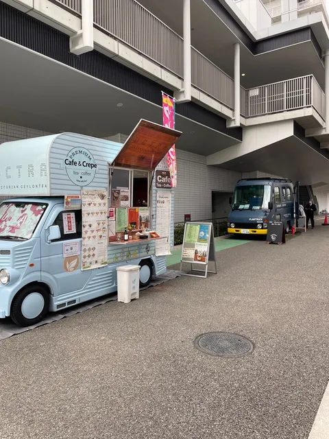 KOBE Kitchen Car Stand Port Island