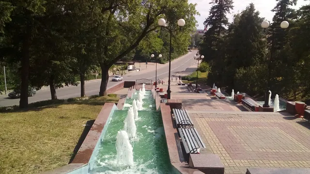 Cascade of fountains