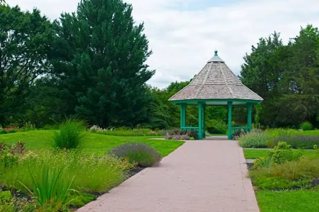 Colonial Park Gardens