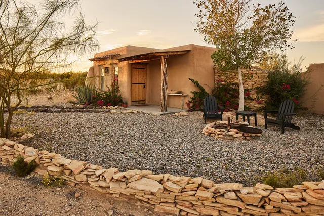 Ghost Town Casitas -- Stay Minutes from Big Bend Natl Park