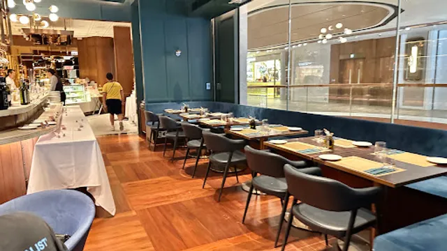 Velo Italian Bar & Grill (K11 MUSEA)