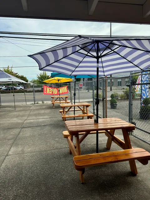 Los Pelicanos Mexican Cuisine