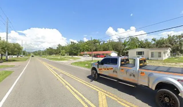 R V Dining & Catering Services LLC