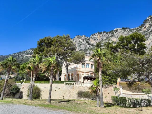 Plage Petite Afrique