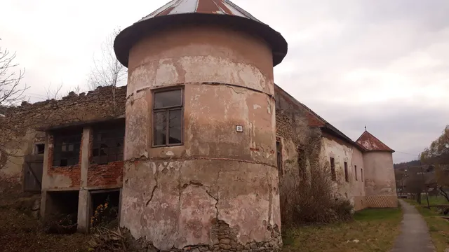 Renesančný kaštieľ Hradná