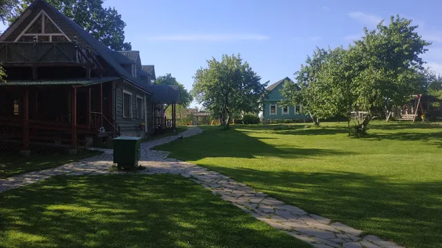 Agrousad'ba "Mir Pchel"