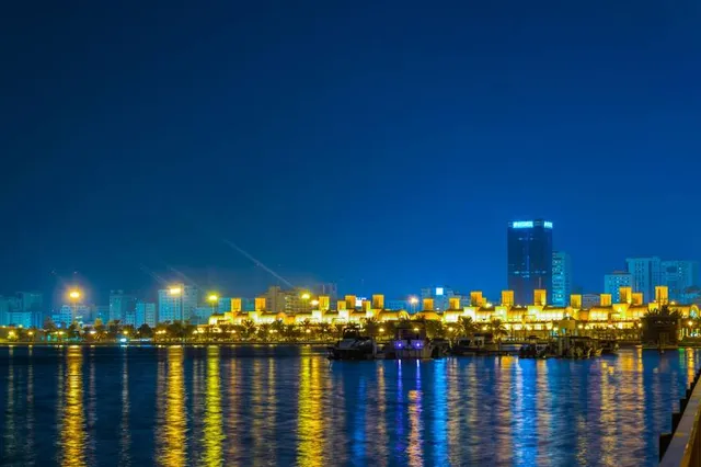 Dadaocheng Wharf Container Market