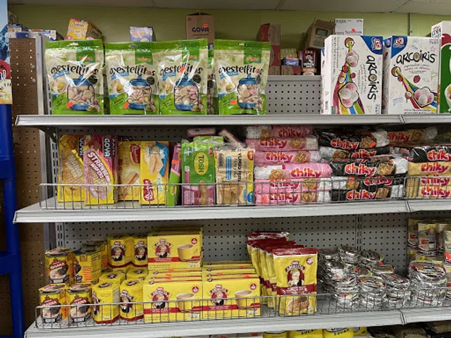 Mangos Market & Deli