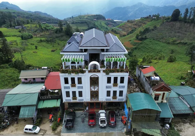 KHÁCH SẠN SONG NHI SAPA