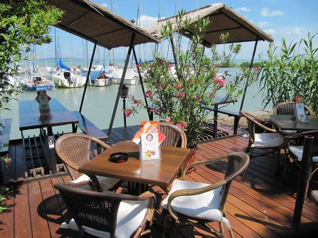 Calypso Étterem /Calypso Restaurant Siófok