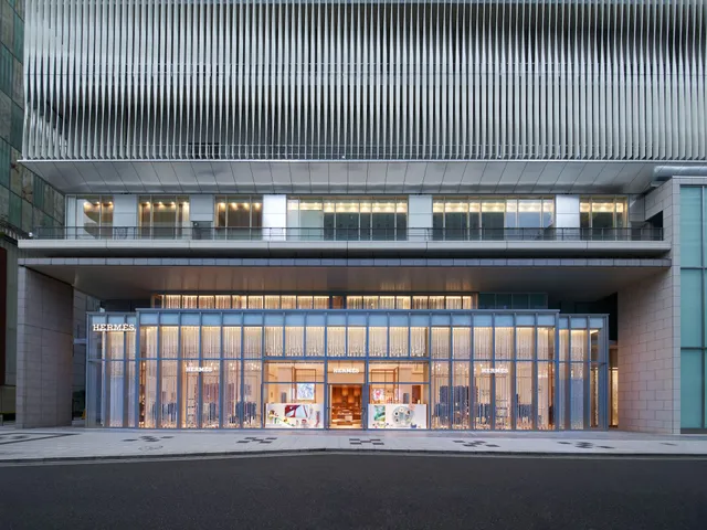HERMÈS Daimaru Shinsaibashi