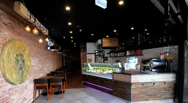 ViTo Gelato & Cafe