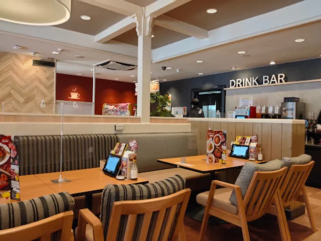 ガスト 流山駒木台店