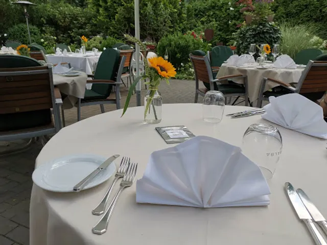 Hütten's allerKrug & Handwerk