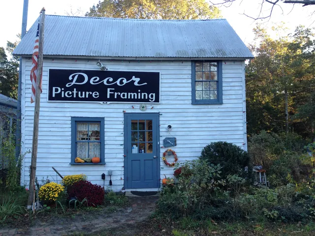 Decor Picture Framing