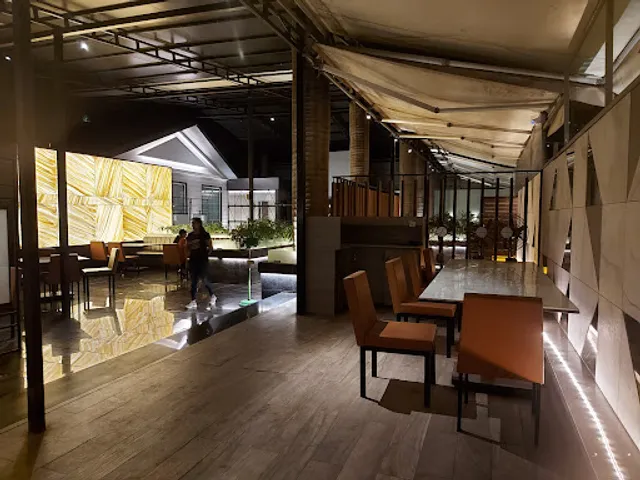 River Dine Restaurant & Banquet