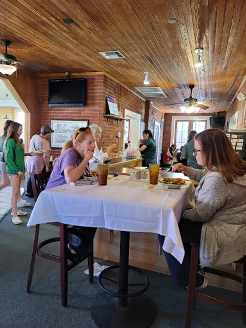 Merci Beaucoup Restaurant