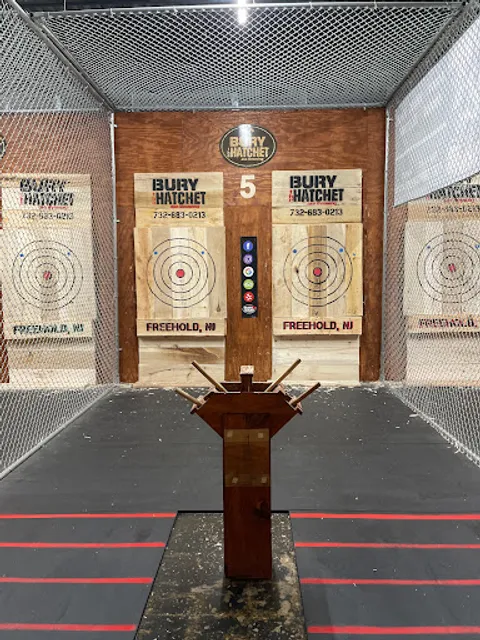Bury the Hatchet Freehold - Axe Throwing