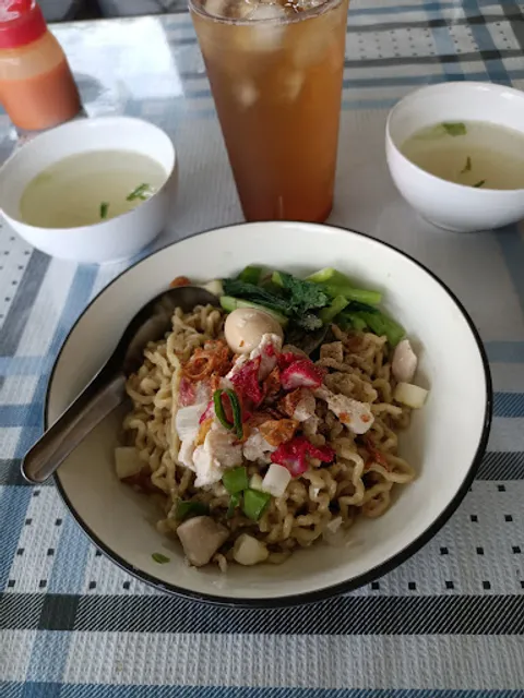 Bakmie Siantar SK88 (Siantar Kafe 88)