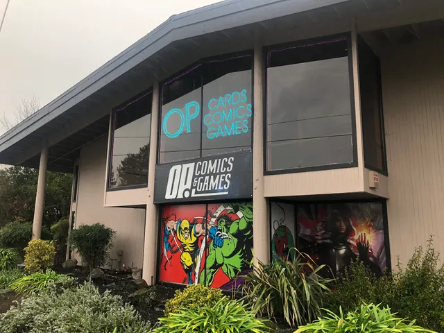 OP Comics & Games