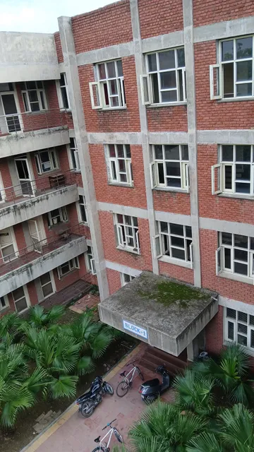 boys hostel no. 3 (SAHIBZADA FATEH SINGH BOY'S HOSTEL-3)