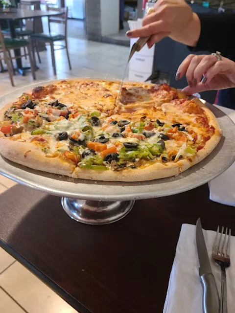 Anthony's pizza italian restaurant and pizzeria Deland