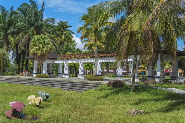 akademik suites homestay by moods accommodation